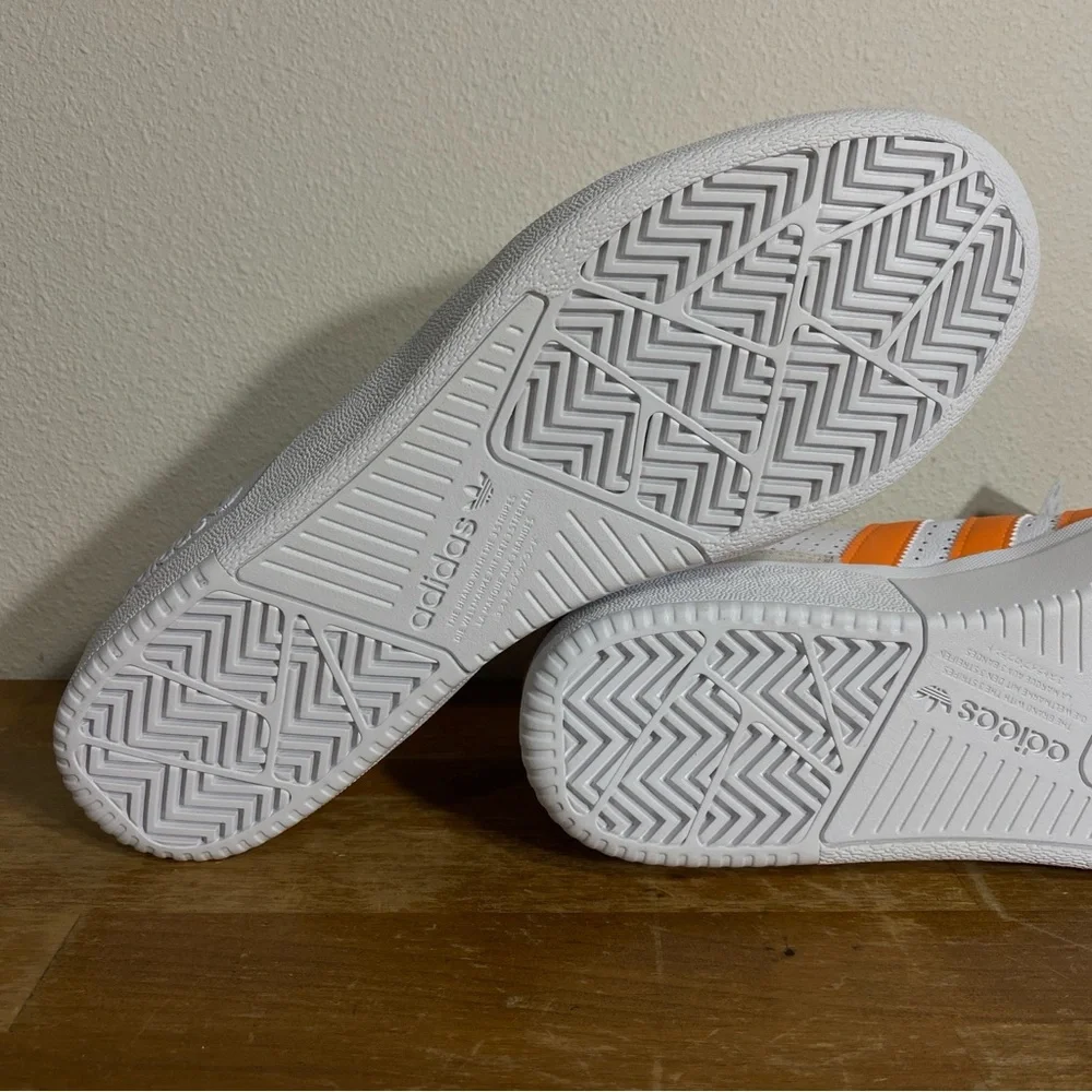 Size 9.5 - adidas Tyshawn Low White Orange Gold